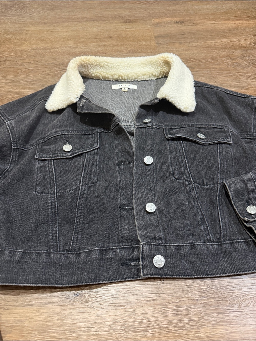Pacsun Sherpa Collar Cropped Trucker Jacket Washed Black Denim - Picture 5 of 8